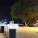 πολυτελές 3 χαλκίδα-παραλία αυλίδος *